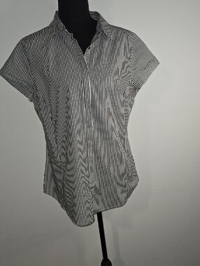 Worthington Stripe Short-Sleeve Button Down